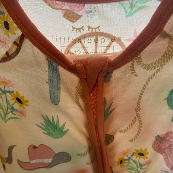 PINK ready to rodeo shorty - Picture 2 of 2